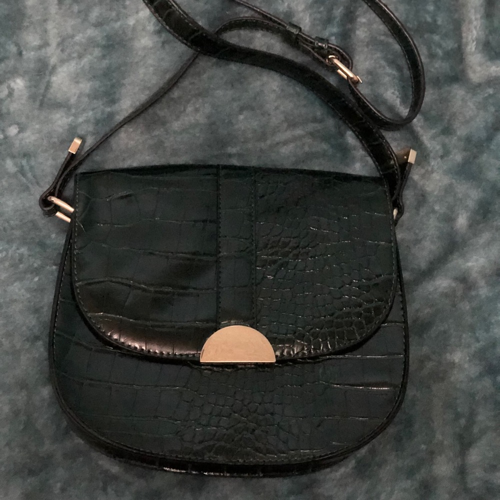 Shoulder handbag